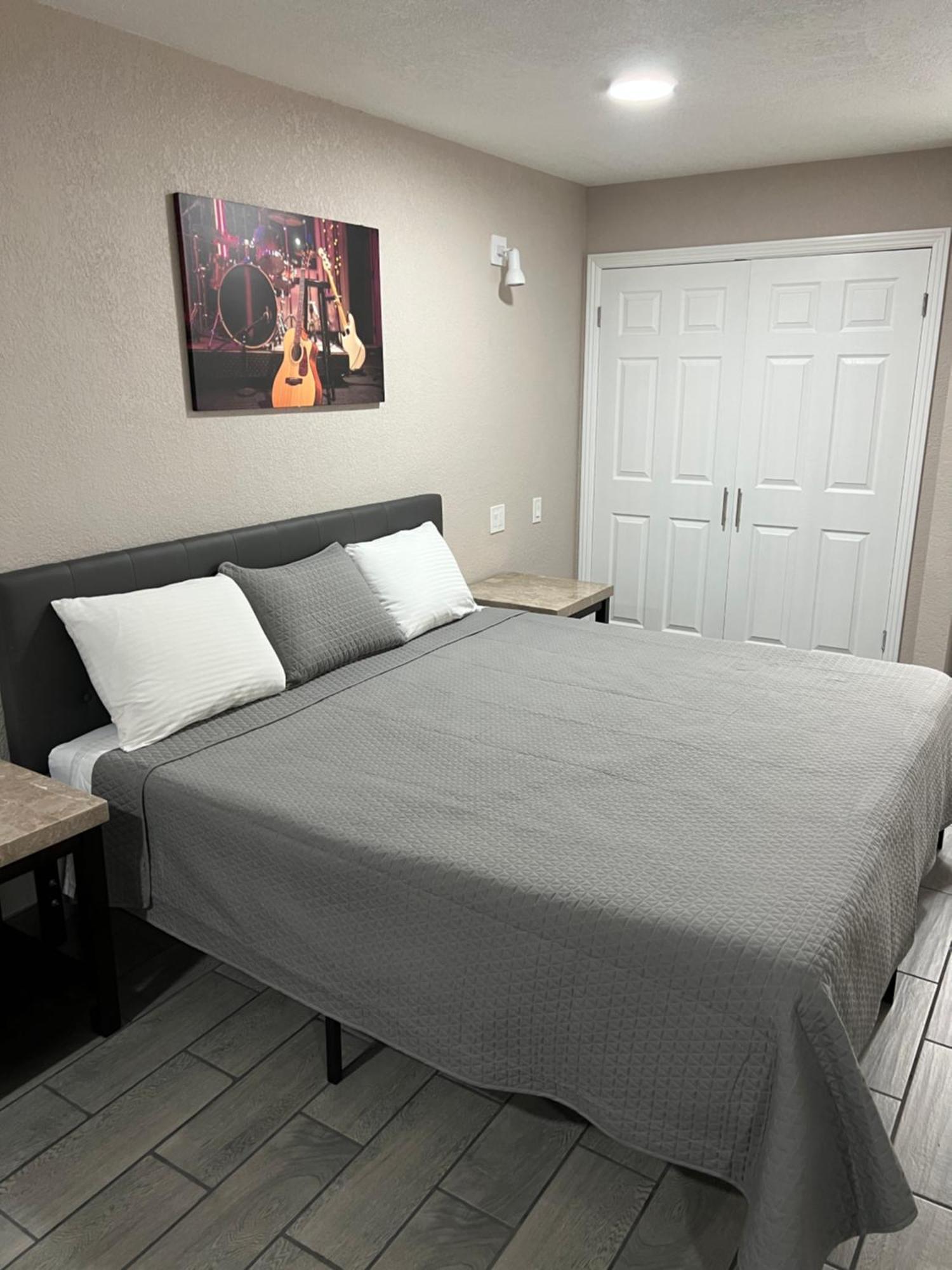 Lone Oak Studio Suites Бейкерсфилд Экстерьер фото